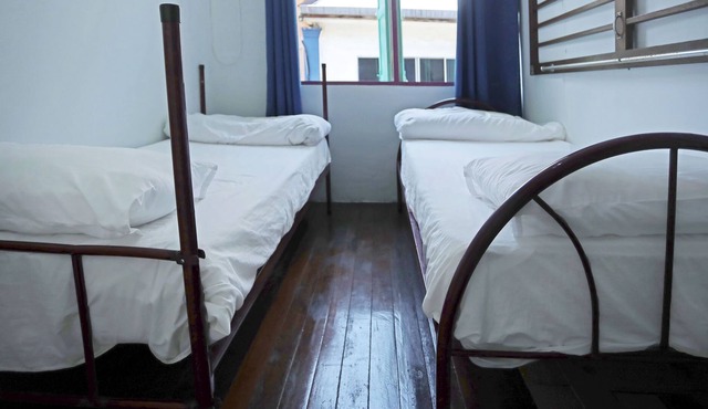 OYO 90571 Red Door Homestay