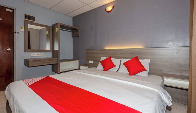 OYO 91258 Qish Hotel Banda Kaba in Malacca City