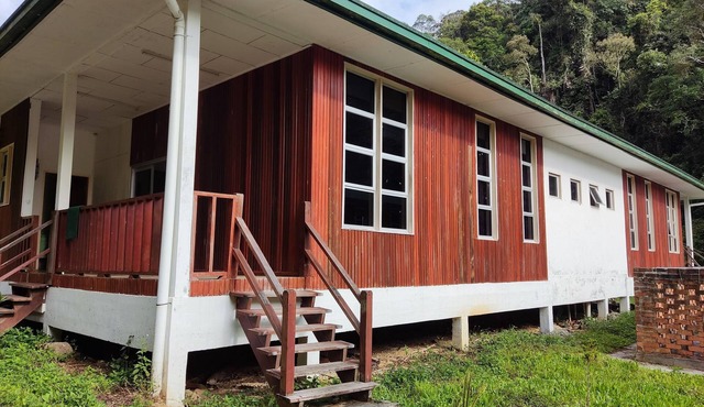 OYO Home 90396 Mahua Rainforest Paradise in Tambunan