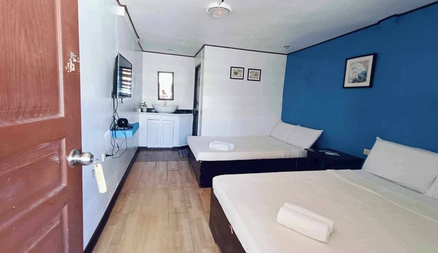 Paniman Bay lodge