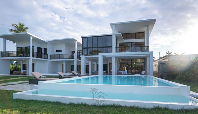 Panoramic Ocean View-Villa RI-Minutes from the Beach in Las Galeras Samana-Pool in Las Galeras