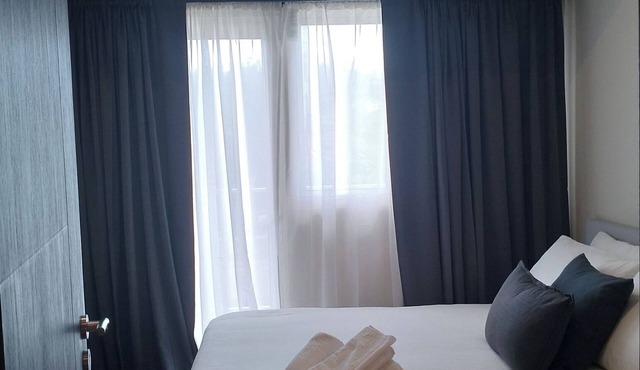 Park Mckinley West - Cosy Condo