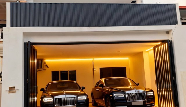 Perfect 5-bedroom house with AC in charming Melaka