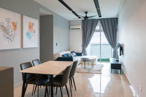 Perfect Seaview Sunset- 3BR - 8pax Masai in Johor Bahru