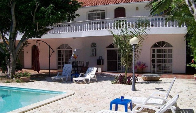 Pets-friendly Sosua studio, pool/Wi-Fi/cable TV, near shops/beaches in Sosúa