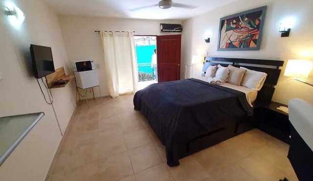 Private suite with huge pool, near Playa Chiquita in Sosúa