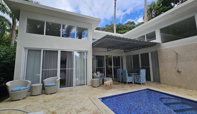 Private Tranquility- Gated-3 Bedroom, QUIET, No neighbors, ZERO Noise, Pool in Sosúa