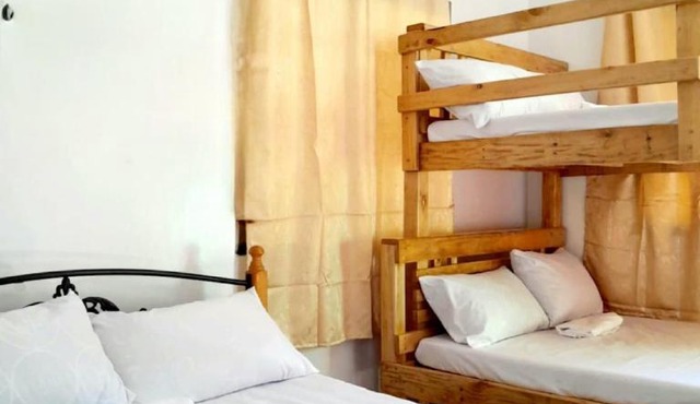 Private Unit, Own Kitchen, 2-mins walk to Beach, 10-mins drive to Waterfalls in San Felipe