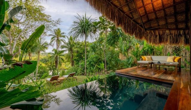 Private Villa with Pool - Kalani River Villas in Catangnan