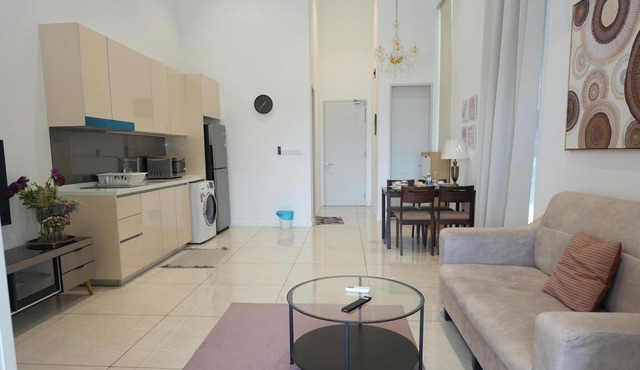 Quill Residences KLCC Luxury Suite by Maju Inn-Junior Suite with Balcony