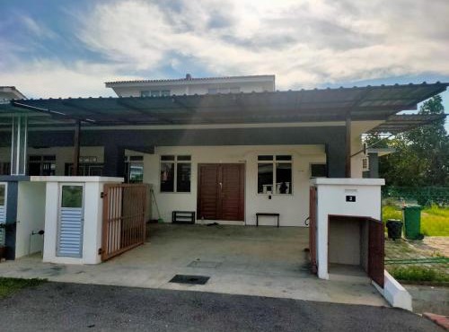 Rabiatul4Nur Olak Lempit-KLIA Guesthouse