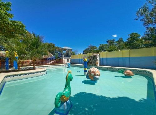 RedDoorz at Villa Asela A Garden Resort Cordova FORMER RedDoorz Near Gaisano Grand Cordova