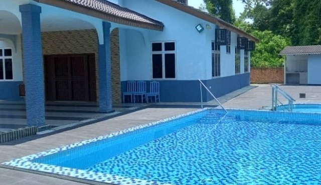 RKS Homestay with pool in Port Dickson