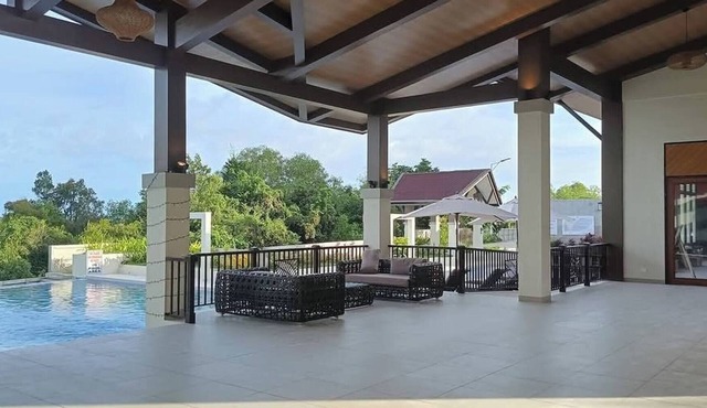 Royal Oceancrest Panglao Seaview in Dauis