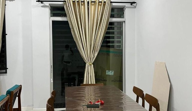 Rumah Armand near Pantai Pengkalan Balak Melaka 4Bilik 2Bilik Air Fully Aircond
