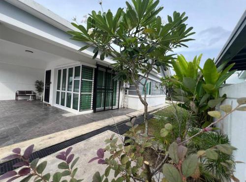 RUMAH CAMAR by IMPIAN HOMESTAY KLIA - SALAK TINGGI - NILAI in Sepang