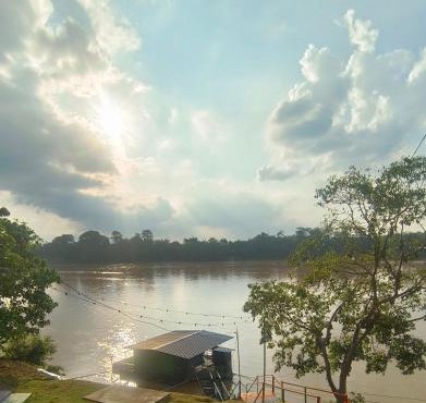 Rumah Rakit Bangau Parit Temerloh in Temerloh