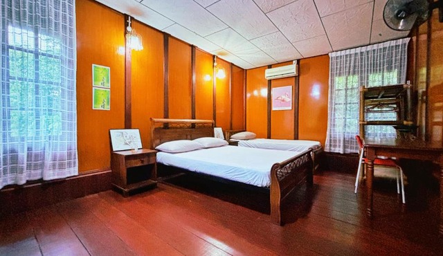 Rustic Tualang Timber House Village Retreat Stay in Sungai Siput