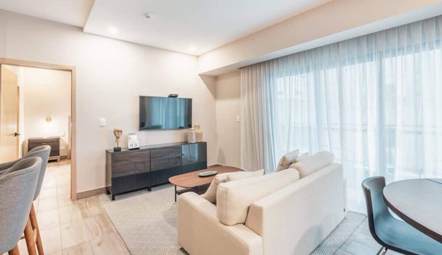 Santo Domingo Oasis: Modern Apartment with Gym in Santo Domingo de Guzmán