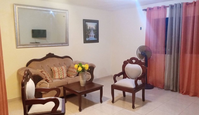 Santo Domingo apartment east Moises urbanization, 40 minutes BOCA CHICA BEACH. in Santo domingo este