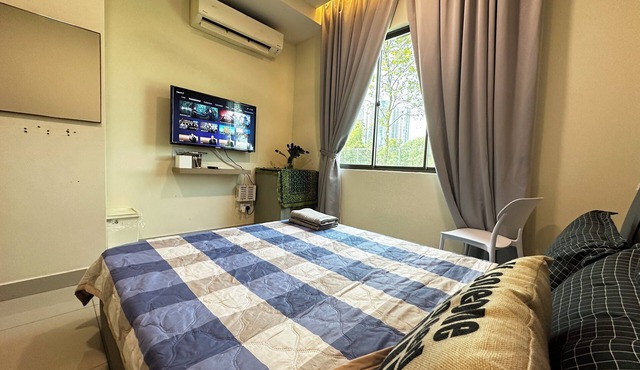 Self Check in Homestay Room 5, Y5 Netflix Parking Coway