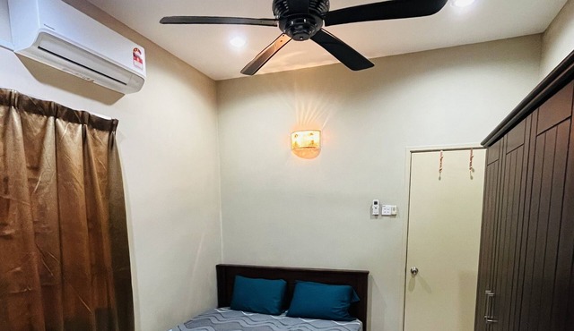 Semi - D HomeStay Seremban 2 in Seremban