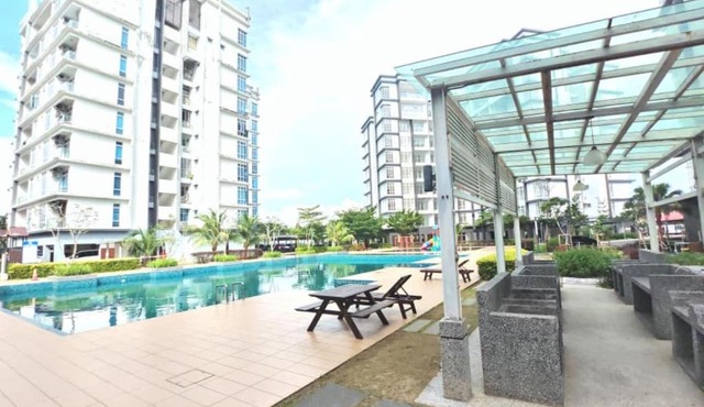 Senai Garden Apartment near Airport