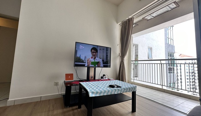 Serenity in Our Cozy 2-Bedroom, 2-Bathroom Retreat at Casa Suites Homestay