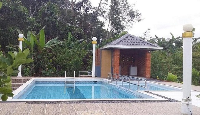 Seri Kenangan Holiday Home