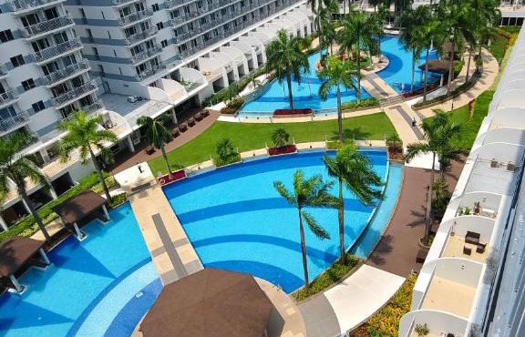 Shellside MOA staycation - Jeric in Manila