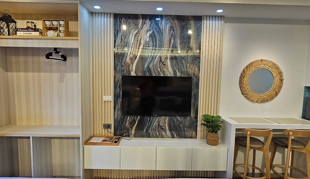 Shore 2 Residences