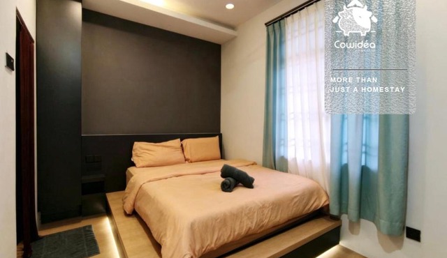 Skudai Landed - Relax & Stay & Staycation #3BR3B 6 pax by Cowidea