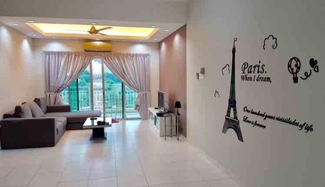 Sky Vacation Home near Spice Penang in Bayan Lepas