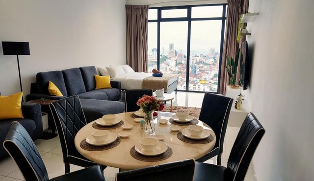 SkyPool 2BR 9pax Premium Suite@Beacon @Georgetown @Penang