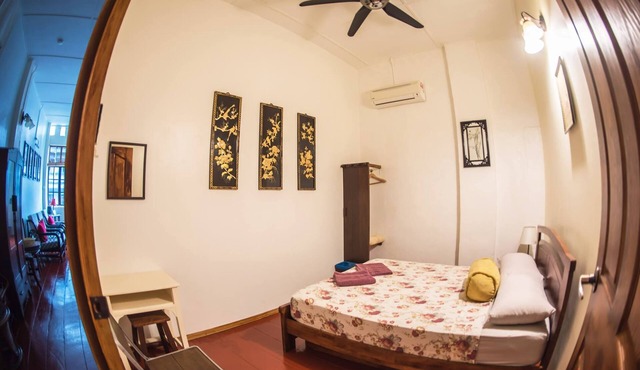 Sojourn Beds & Cafe - Hostel