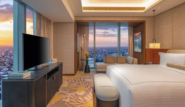 Solaire Resort Quezon City – Previously known as Solaire Resort North