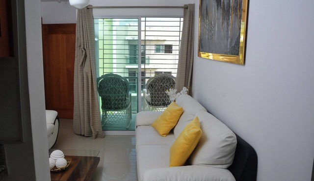 Spacious 3-bedroom and 2 bathroom with WiFi, fitness room, pool area santiagoRD in Santiago de los Caballeros