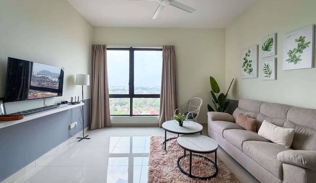 Spacious 2BR Stay, 5 Mins from Jonker St