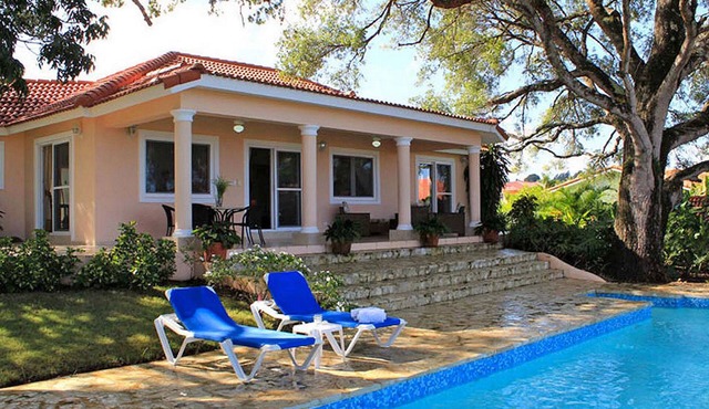 Spacious complex in gated Sosua residence, with sports courts, near beach&shops in Sosúa