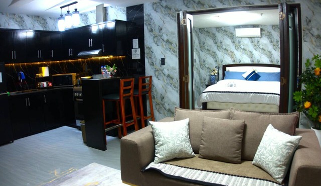 Spacious fully self-contained 1-bedroom condo in Angeles City near Clark