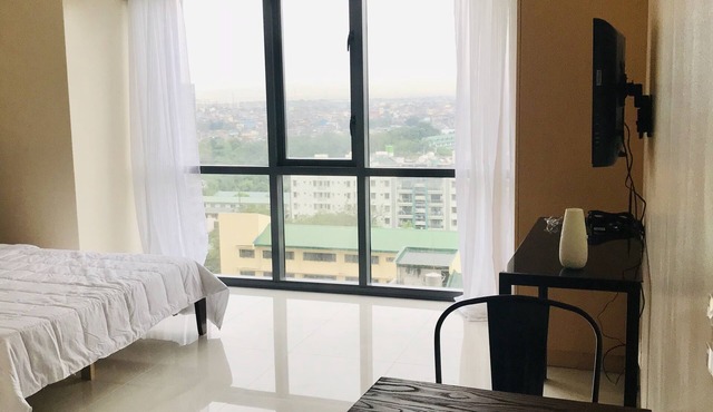 Spacious Studio in the Heart of McKinley Hills in Taguig
