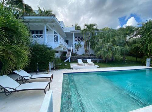 Spectacular Cozy Sea View Staffed Villa in Las Terrenas