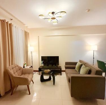 Staycacia Haven 2BR w Parking & Balcony Acacia Estates Taguig Condo in Manila