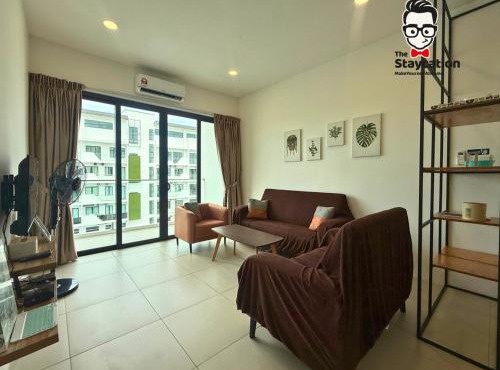 Staycation Homestay 81 P Residence near Emart in Kuching