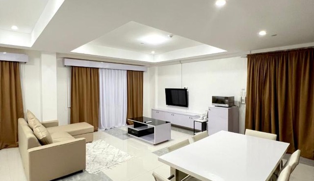 Staycation Hotel in San Jose