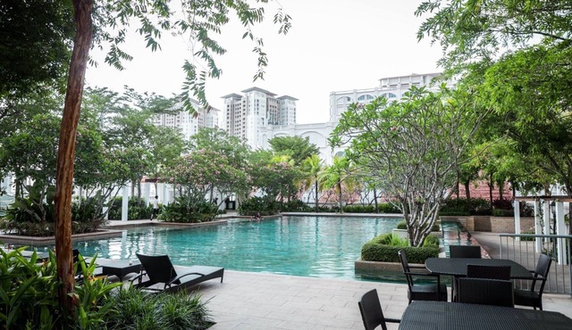 Straits quay marina stay in Seri Tanjung Pinang