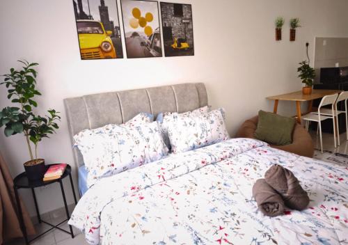Studio w WiFi & Netflix, Nilai impian in Nilai