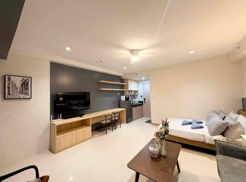 Stylish Condo with Balcony behind SM City Iloilo in Iloilo City