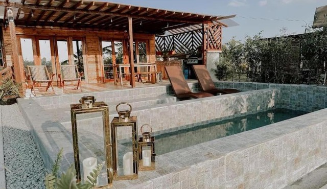 Sundown Farm Stay Villa with Private Pool in Nasugbu