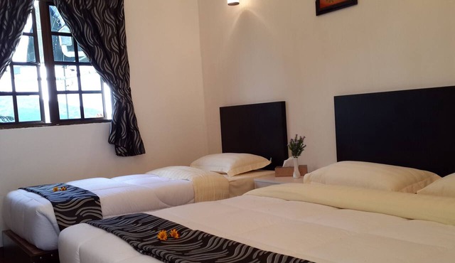 Sunlight Suite Sdn Bhd in Brinchang
